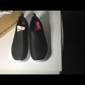 Sketchers Go Walk joy